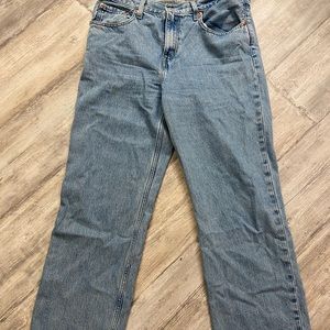 Women’s Levi’s Low Pro Size 30